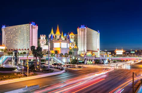 Seven biggest gambling cities in the world .